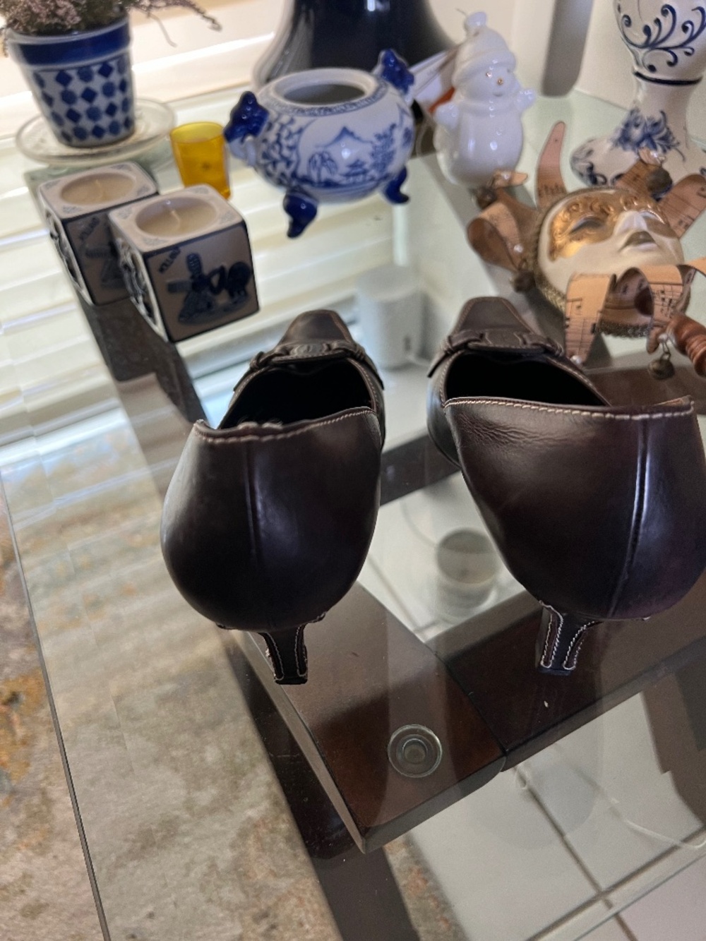 Salvatore Ferragamo made in Italy brown pumps